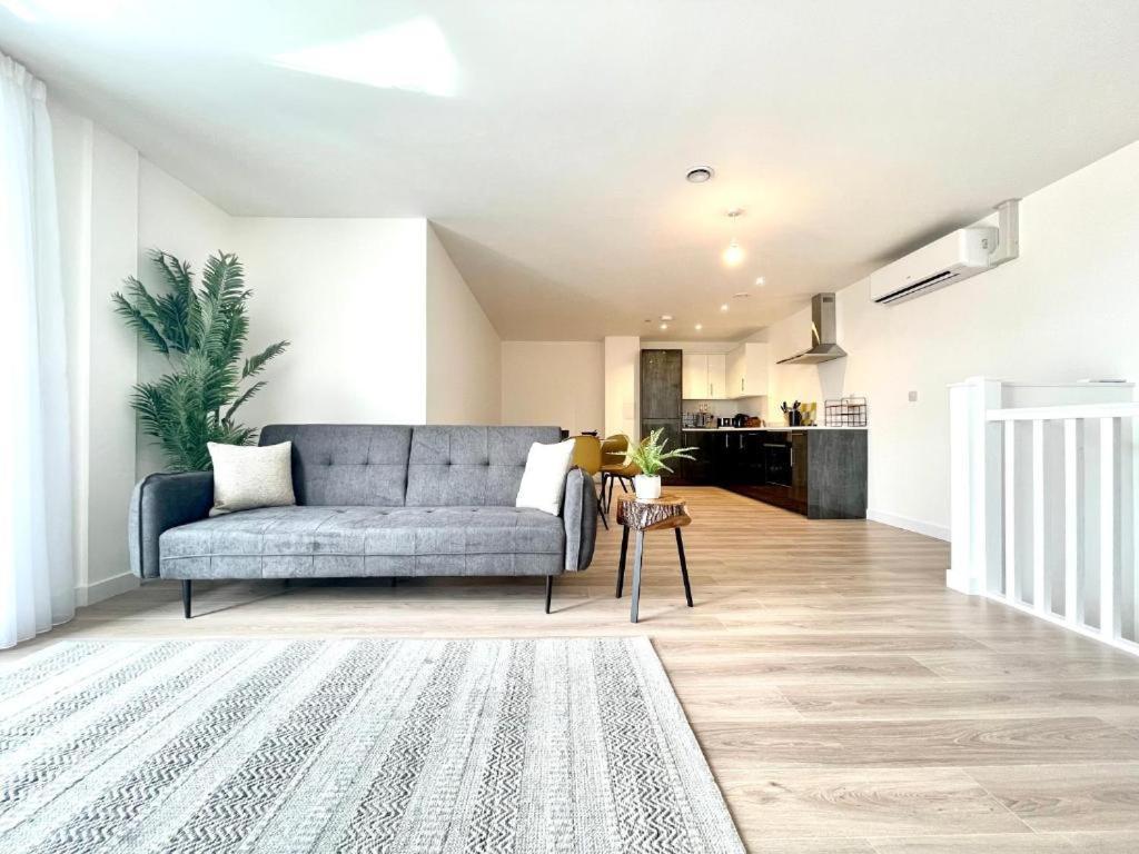 Bayard Plaza Penthouse Apartments Peterborough Kültér fotó