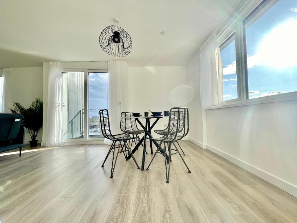 Bayard Plaza Penthouse Apartments Peterborough Kültér fotó
